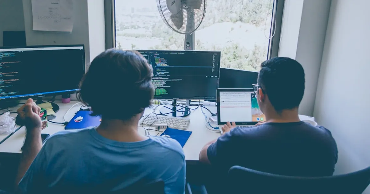 ctx unifies Claude Code and Cursor in one containerized workspace