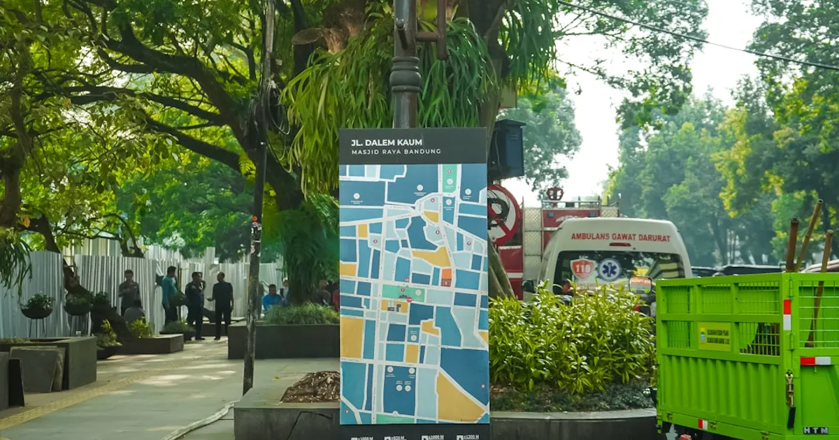 Pokémon Go's 30B+ images trained Niantic's robot navigation system, now powering Coco delivery bots