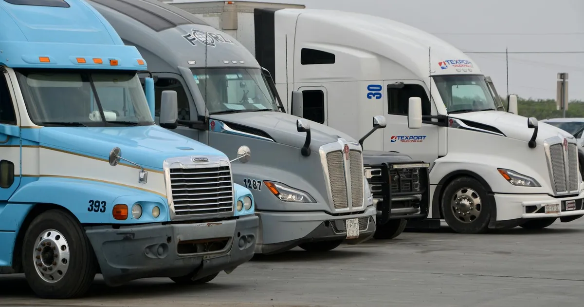Aurora's Driverless Semis Are Hauling Commercial Freight in Texas. Federal Rules Haven't Caught Up.