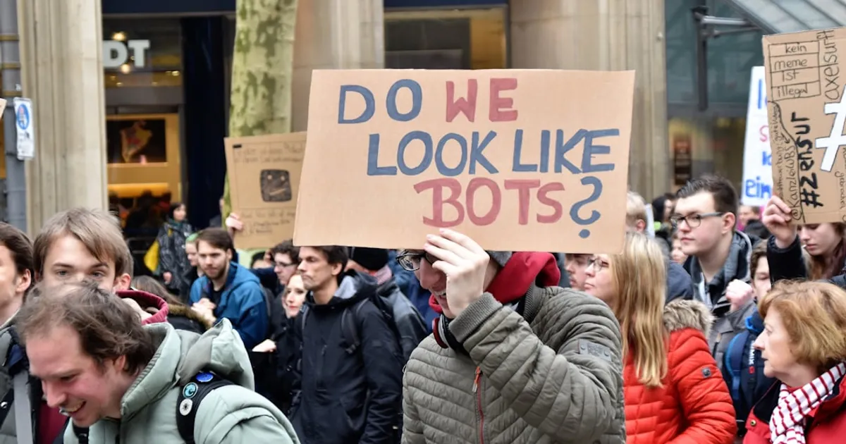 Sanders and Unions Sound Alarm on AI's Threat to Workers