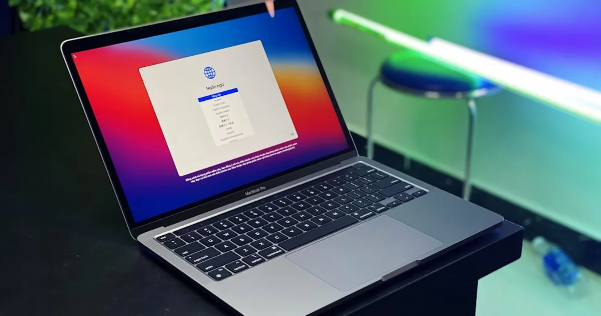 MacBook notch becomes a live Claude Code dashboard with Notch Pilot