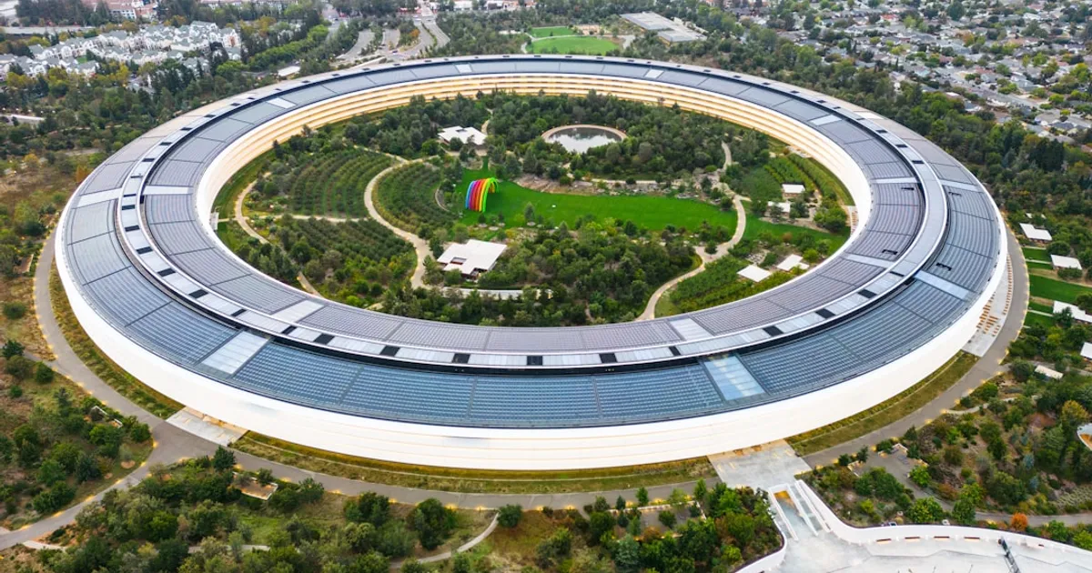 Palantir Wants to Reinstate the Draft