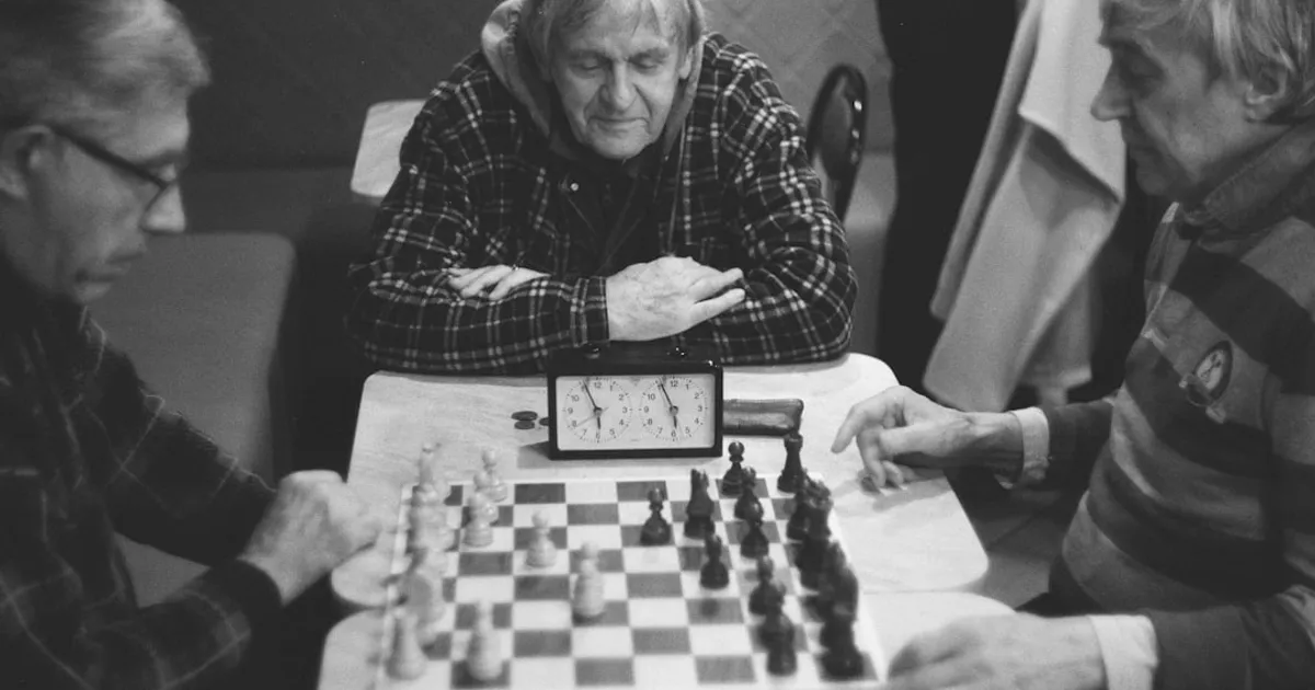 Shannon's 1950 Chess Paper Predicted AI's Flaws